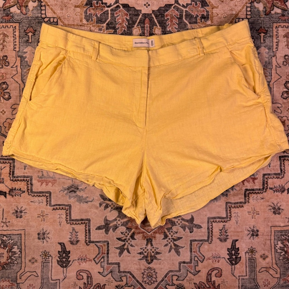 Abercrombie & Fitch Curve Love Butter Yellow Linen Blend Shorts Womens 20R Plus